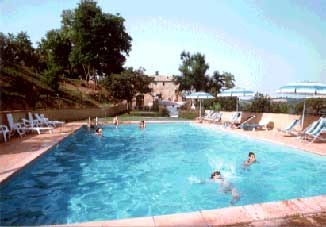 toscana pisa villa con piscina